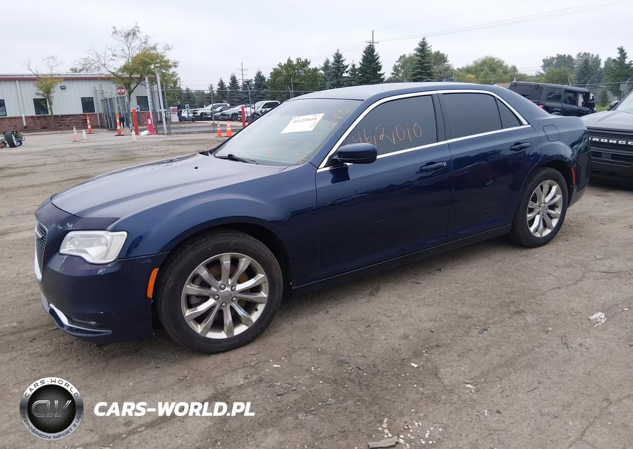2016 Chrysler 300 Limited VIN:2C3CCARG2GH261568 - 2