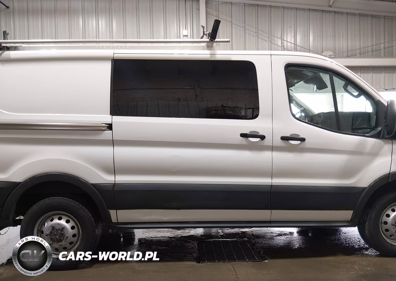 2022 Ford Transit-150 VIN:1FTYE2Y82NKA02614 - 13