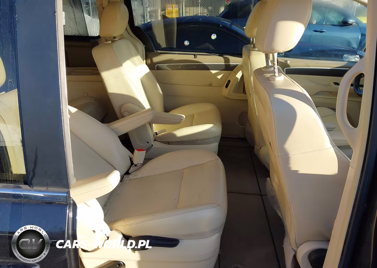 2010 Volkswagen Routan Se VIN:2V4RW3D13AR167251 - 8