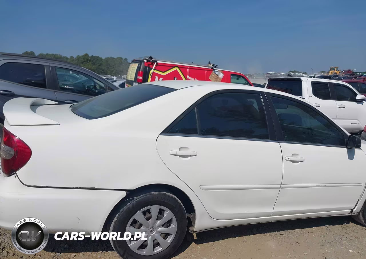 2002 Toyota Camry Le VIN:4T1BE32K62U089851 - 13