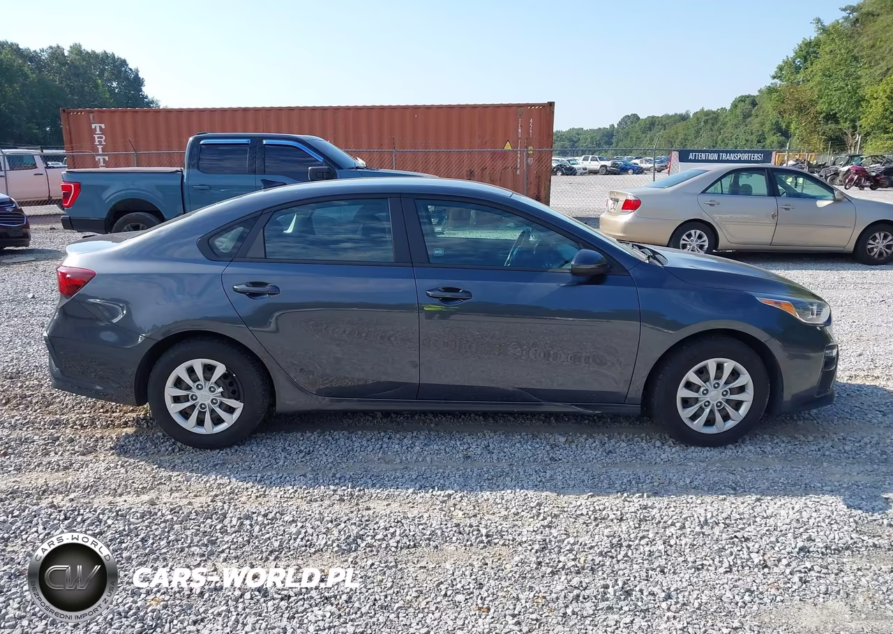 2021 Kia Forte Fe VIN:3KPF24AD2ME301055 - 13