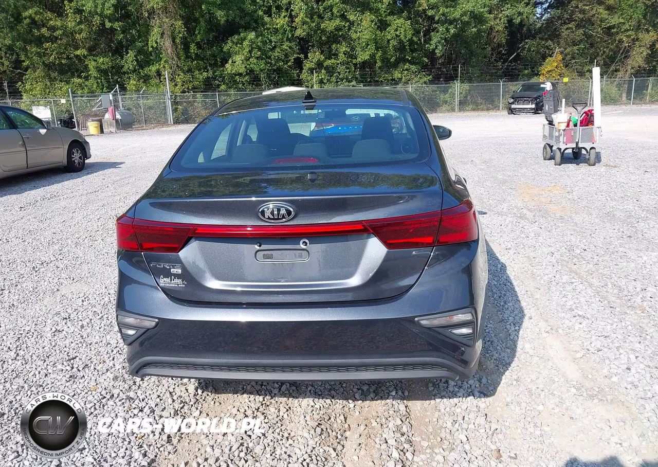 2021 Kia Forte Fe VIN:3KPF24AD2ME301055 - 16