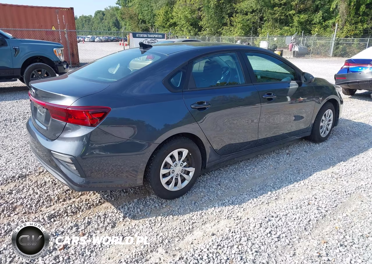 2021 Kia Forte Fe VIN:3KPF24AD2ME301055 - 4
