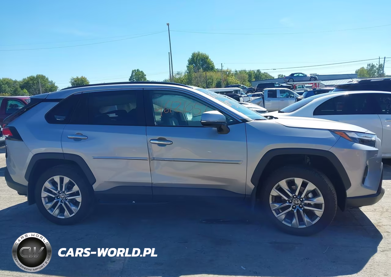 2025 Toyota Rav4 Limited VIN:2T3N1RFV8SW528085 - 13