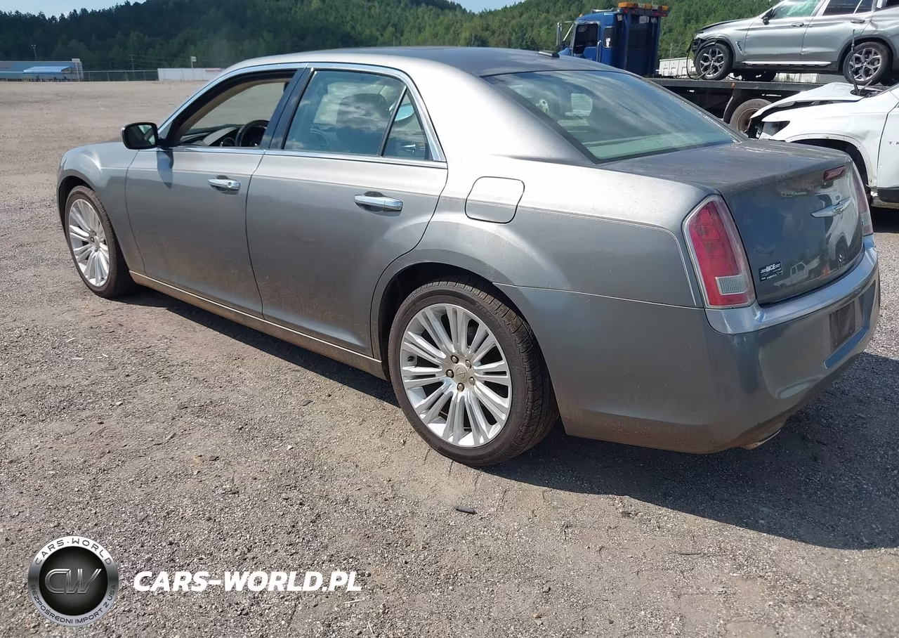 2012 Chrysler 300 Limited VIN:2C3CCACG7CH232716 - 3