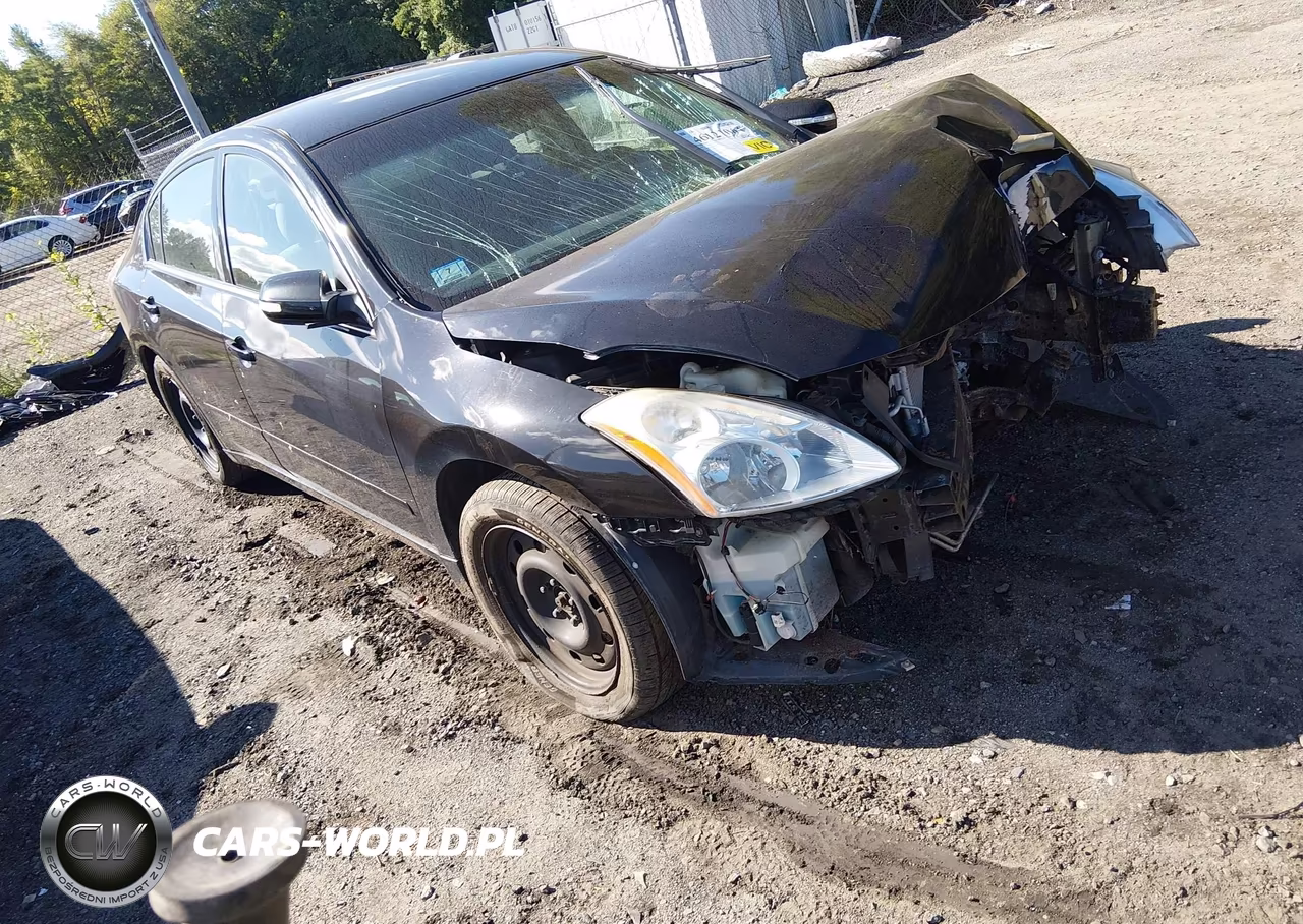 2010 Nissan Altima 3.5 Sr – zdjęcie 1 z 17