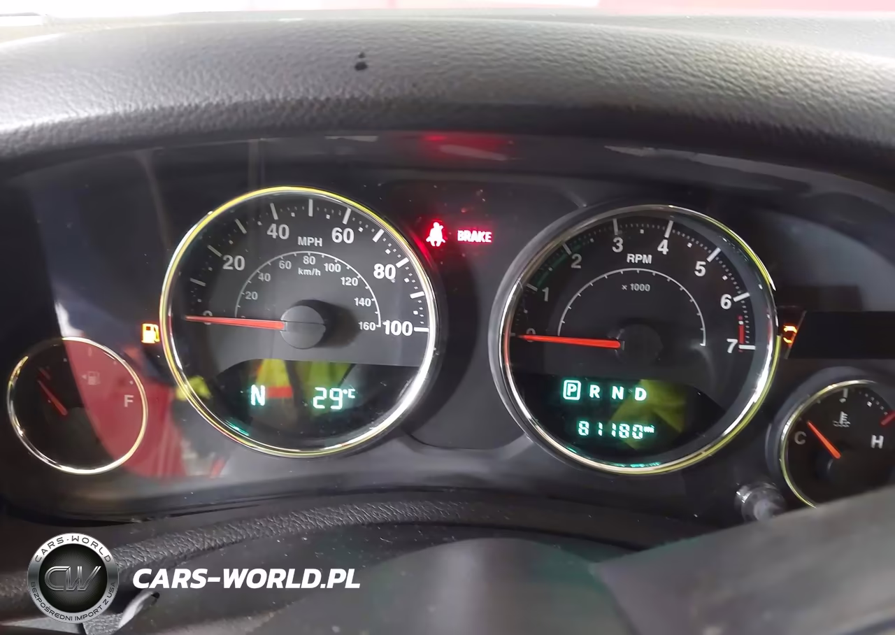 2017 Jeep Wrangler Unlimited Sport 4X4 VIN:1C4BJWDG1HL750372 - 7