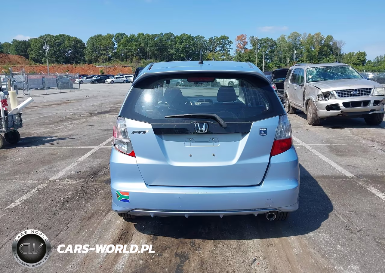 2009 Honda Fit Sport VIN:JHMGE88419S031618 - 16