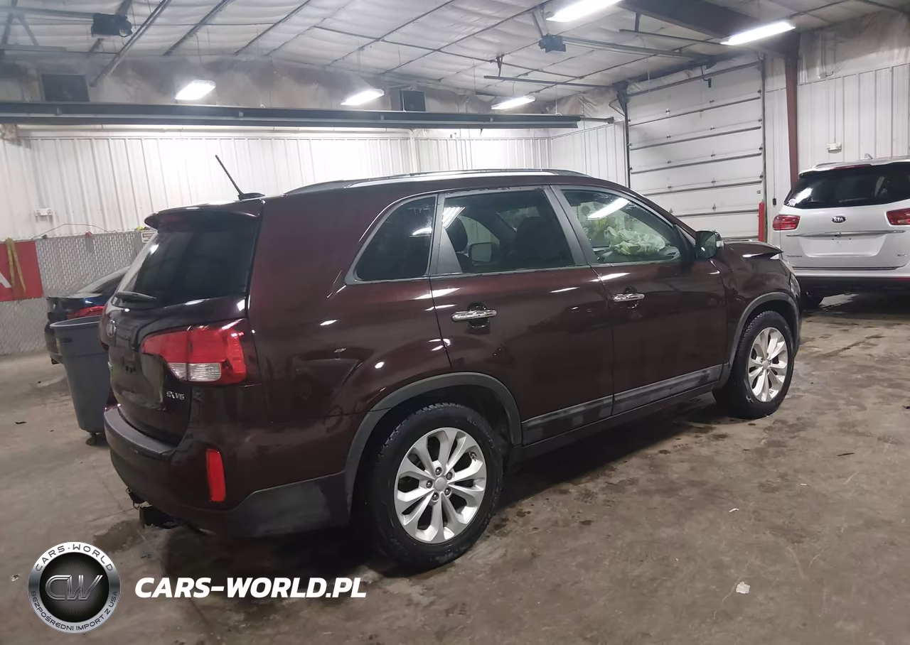 2015 Kia Sorento Ex V6 VIN:5XYKU4A74FG581134 - 4