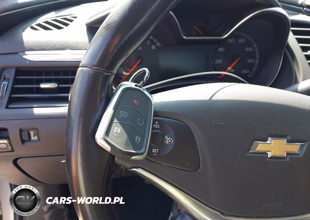 2018 Chevrolet Impala 1Lt VIN:1G1105SA9JU143796 - 11