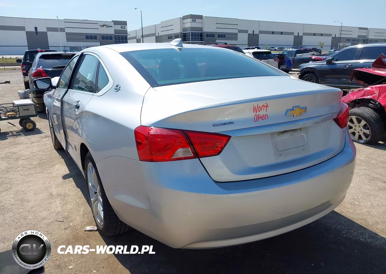 2018 Chevrolet Impala 1Lt VIN:1G1105SA9JU143796 - 3