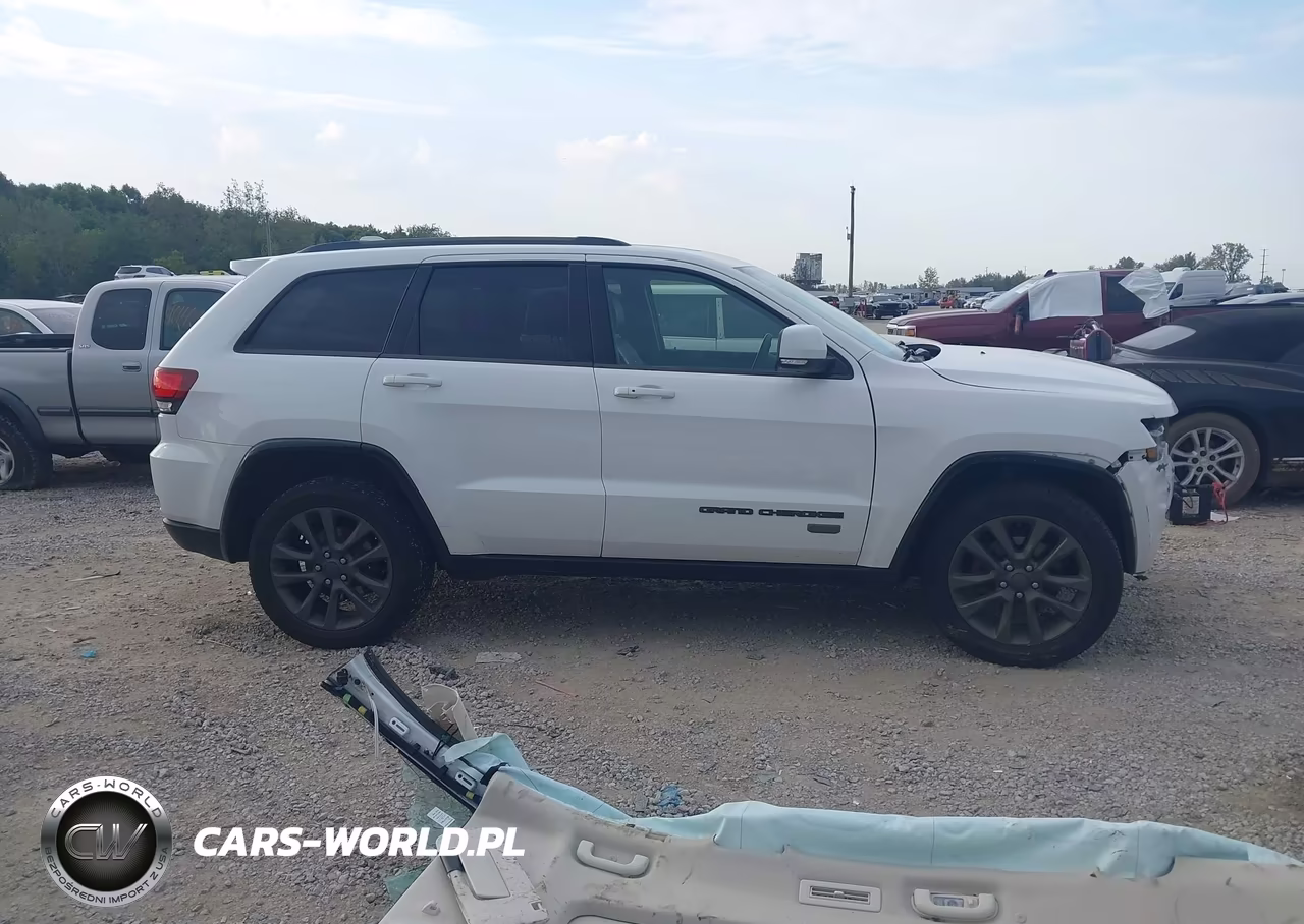 2016 Jeep Grand Cherokee Limited 75Th Anniversary VIN:1C4RJFBG0GC384436 - 13
