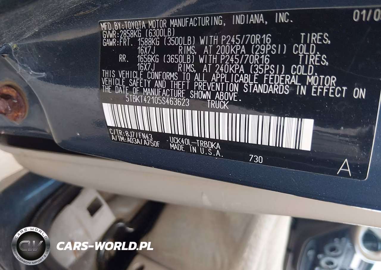 2005 Toyota Tundra Base V8 VIN:5TBKT42105S463623 - 9