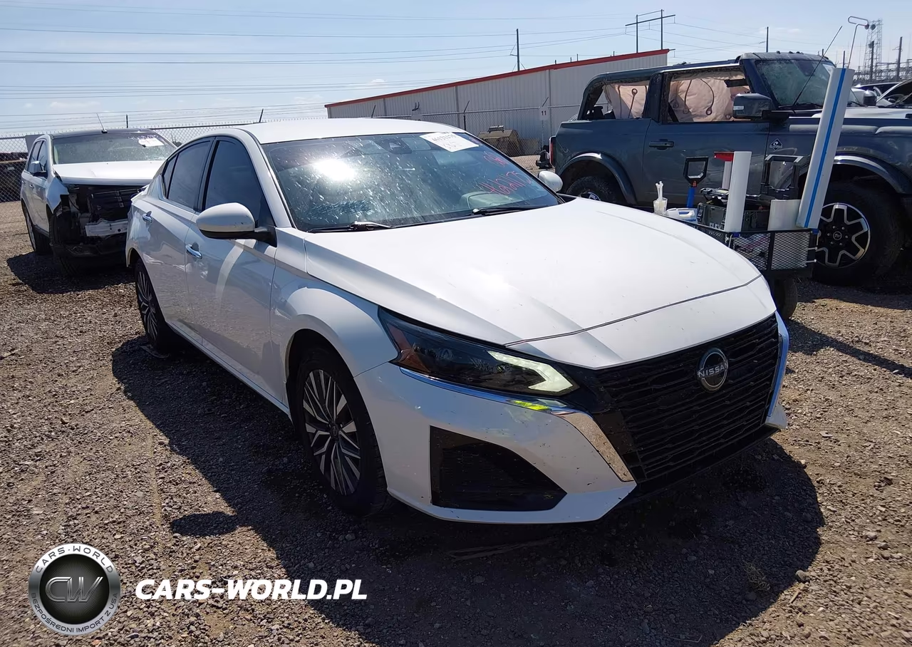 2023 Nissan Altima Sv Fwd