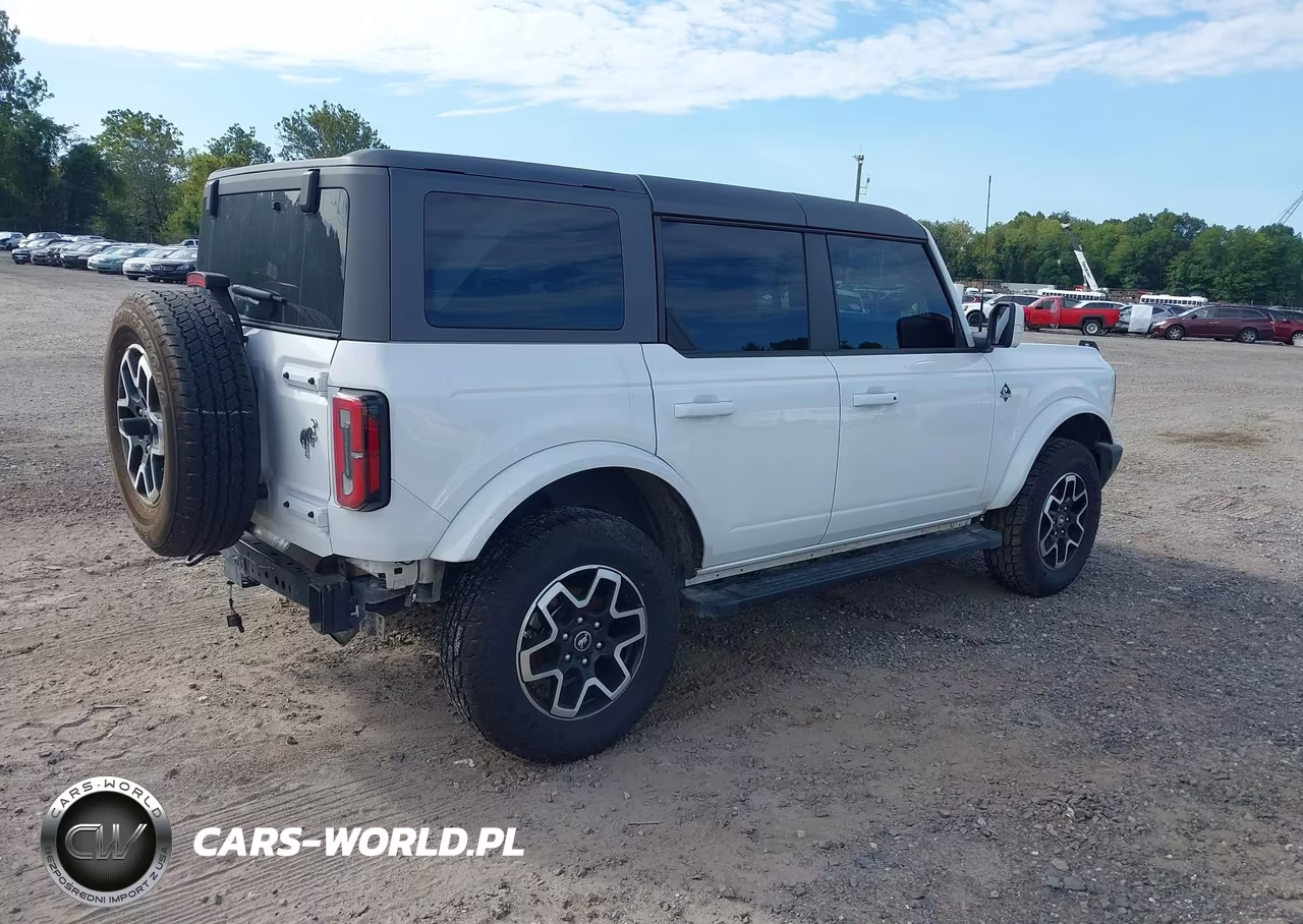 2024 Ford Bronco Outer Banks VIN:1FMDE8BH0RLA72442 - 4