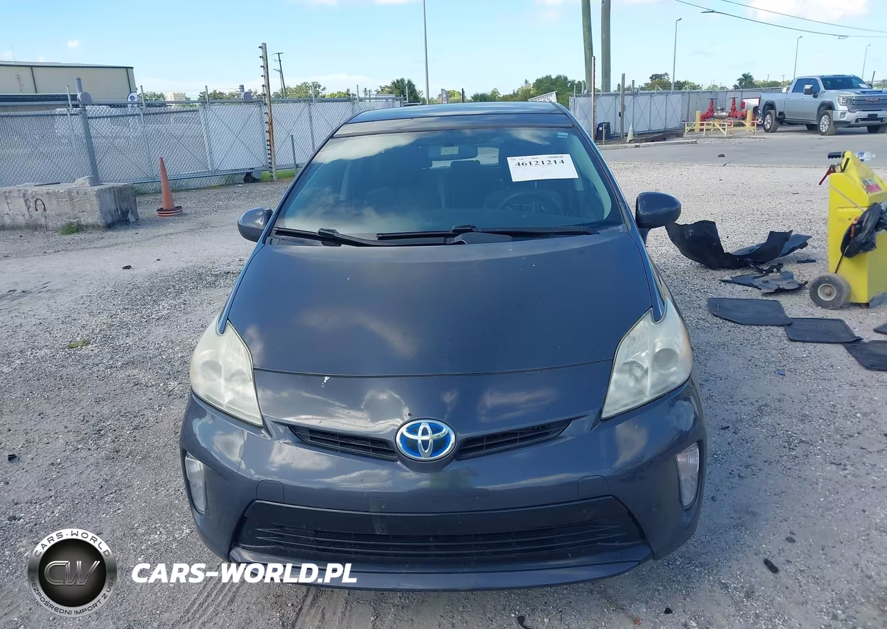 2013 Toyota Prius Three VIN:JTDKN3DU6D5539935 - 13