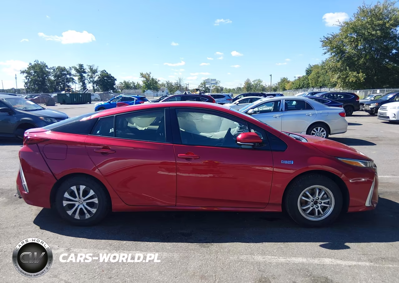2020 Toyota Prius Prime Le-Xle-Limited VIN:JTDKARFP7L3143206 - 13