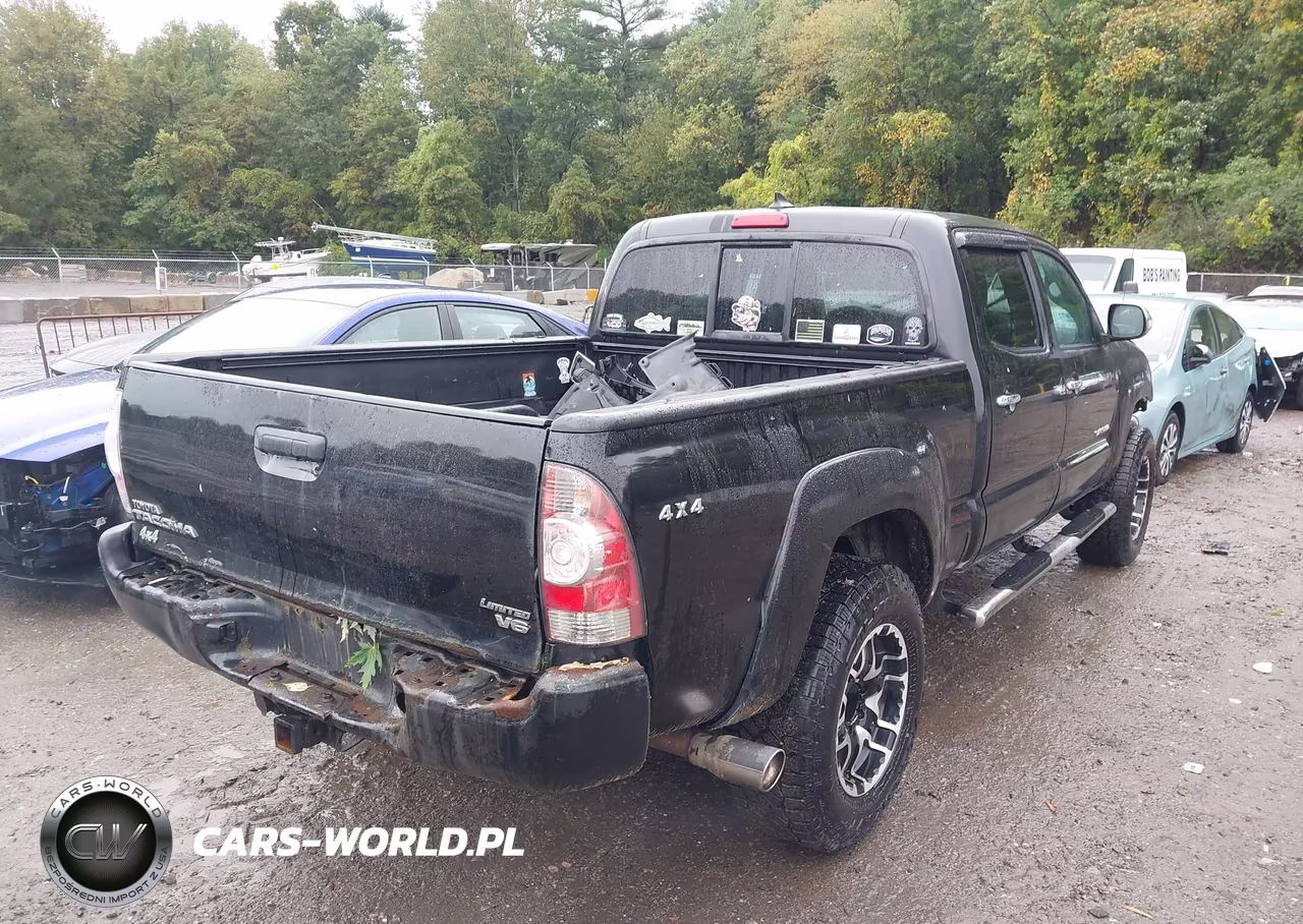 2013 Toyota Tacoma Base V6 VIN:3TMMU4FN4DM056963 - 4