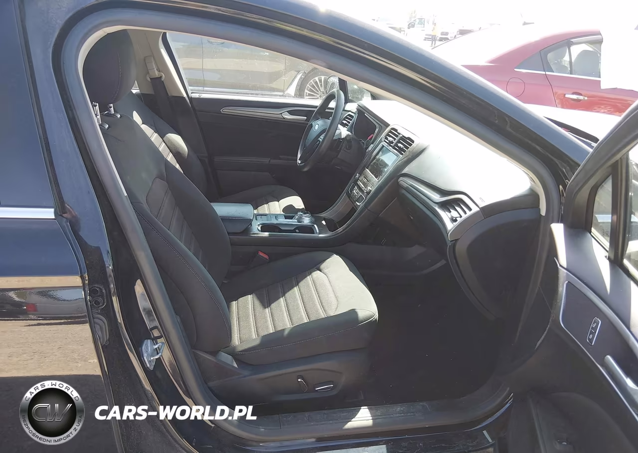 2019 Ford Fusion Se VIN:3FA6P0HDXKR248620 - 5