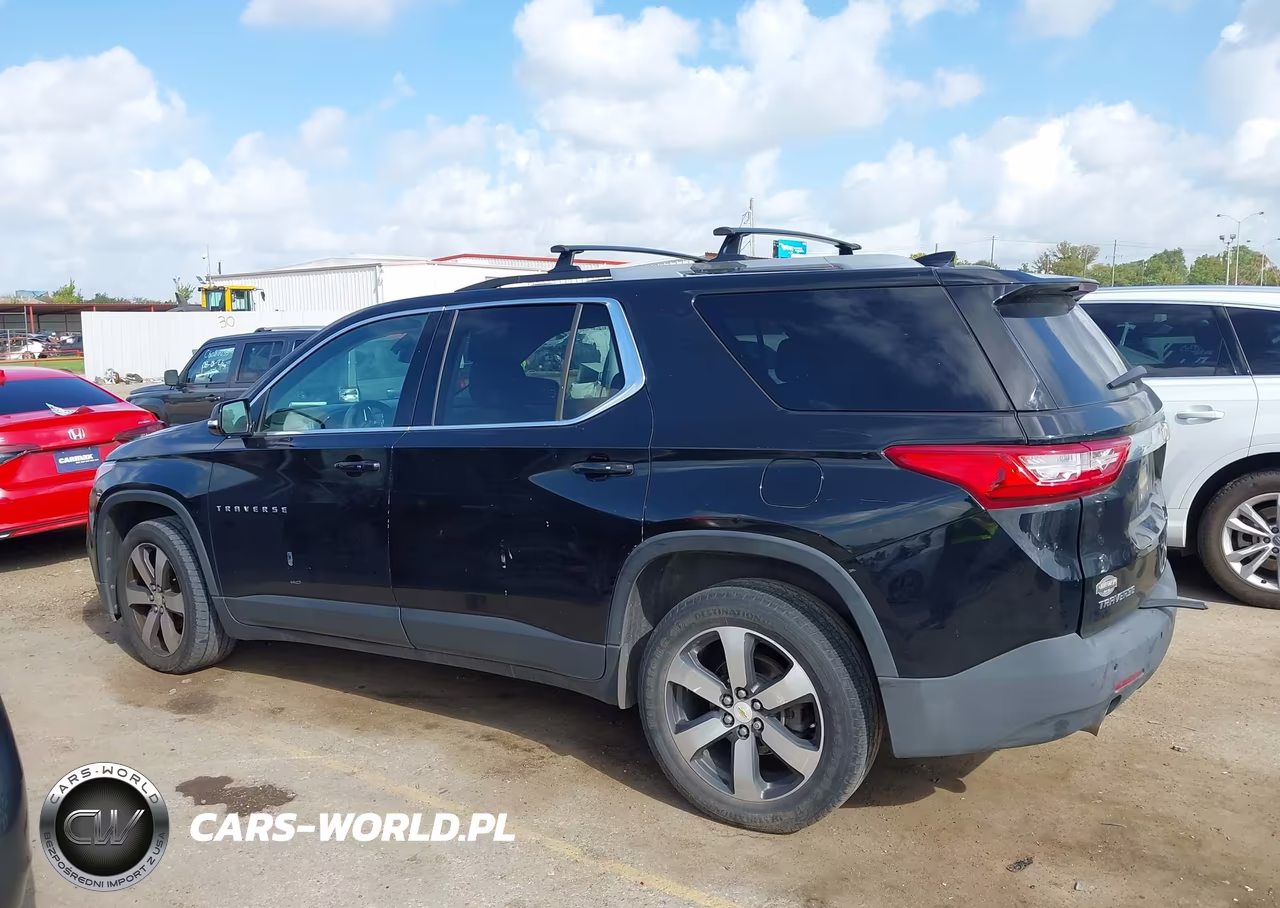 2018 Chevrolet Traverse Lt VIN:1GNERHKW2JJ137827 - 13