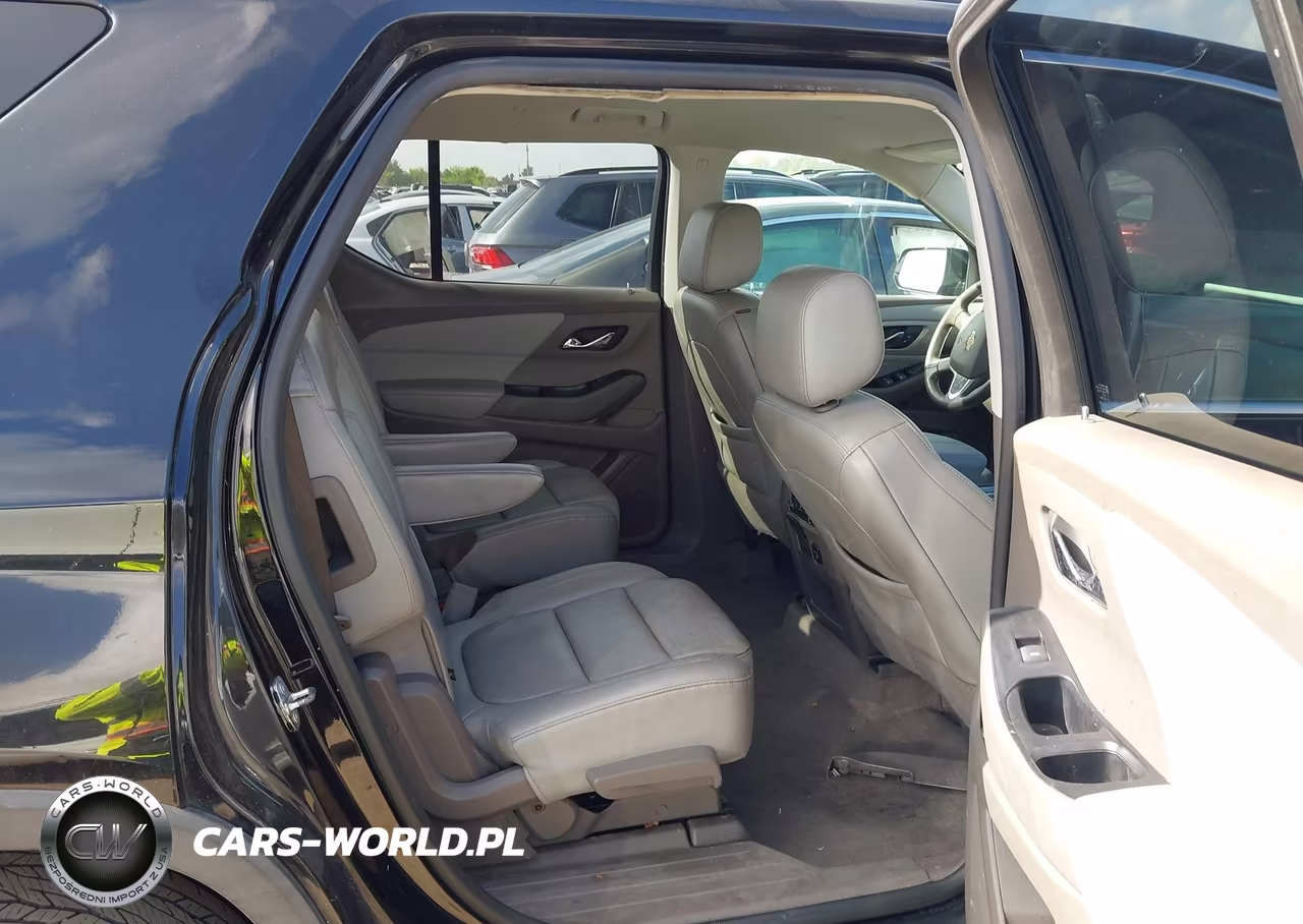 2018 Chevrolet Traverse Lt VIN:1GNERHKW2JJ137827 - 8