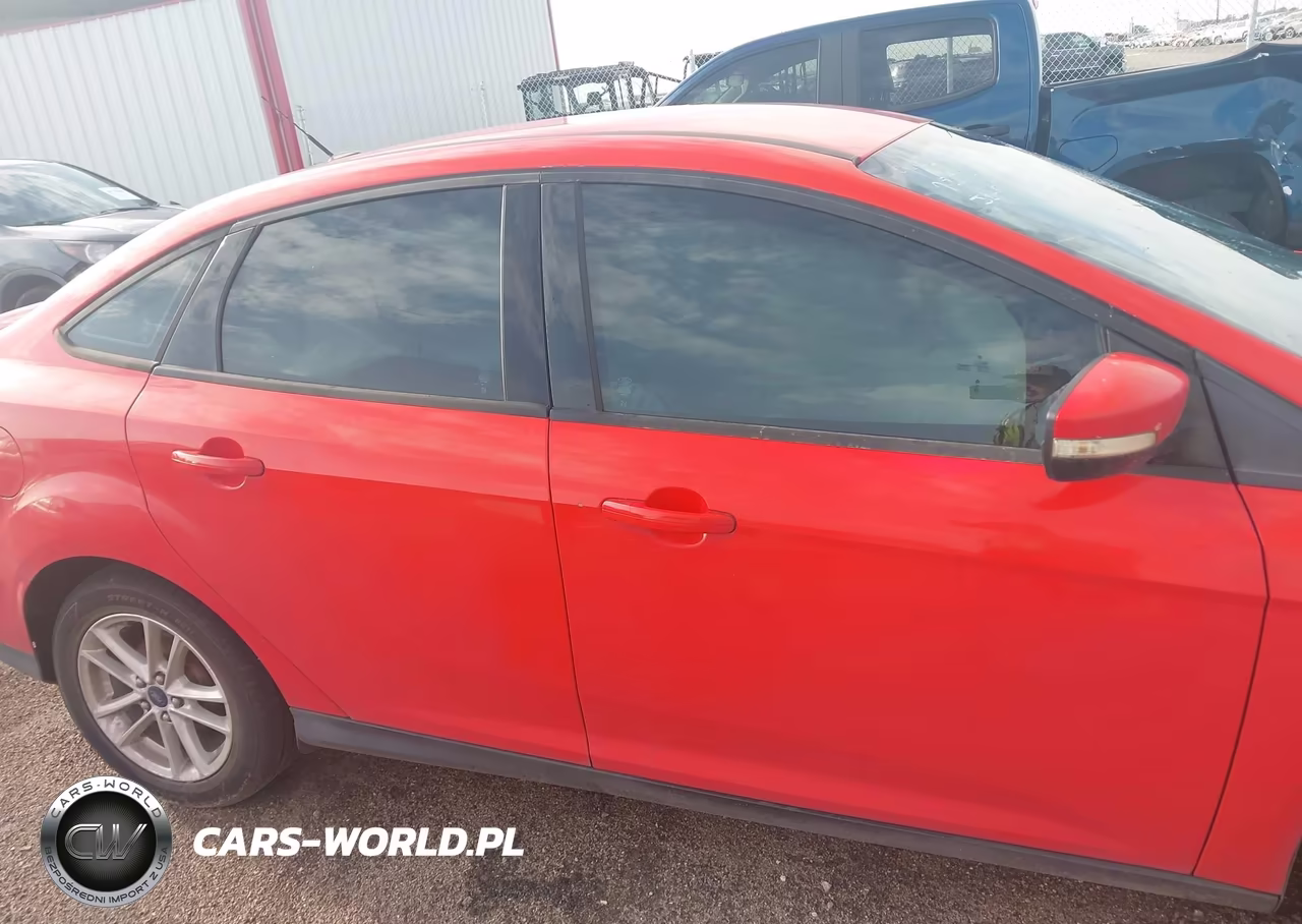 2016 Ford Focus Se VIN:1FADP3F25GL205805 - 13