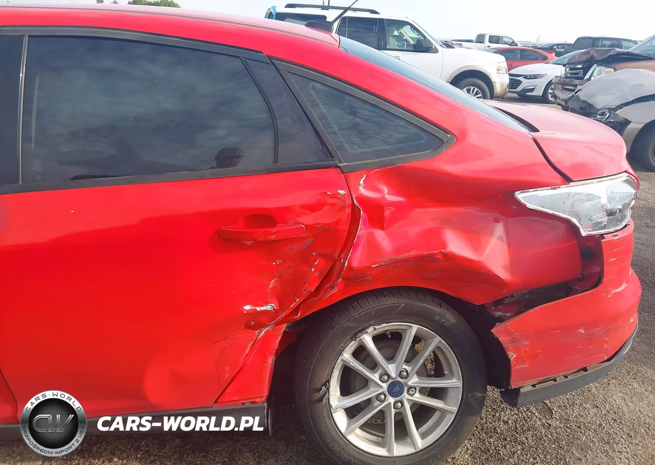2016 Ford Focus Se VIN:1FADP3F25GL205805 - 6