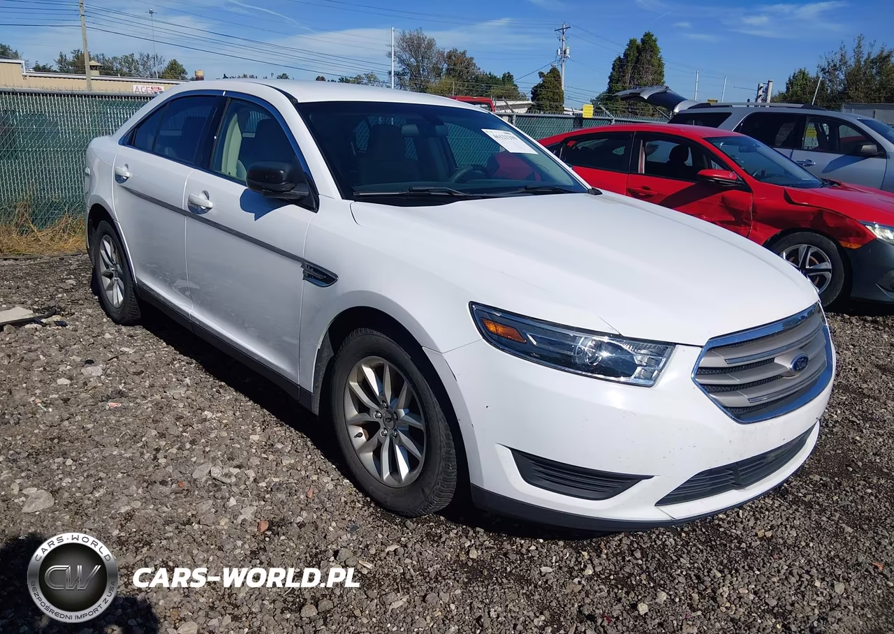 2015 Ford Taurus Se