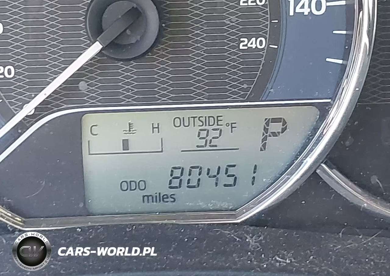2016 Toyota Corolla Le VIN:2T1BURHE5GC662982 - 16