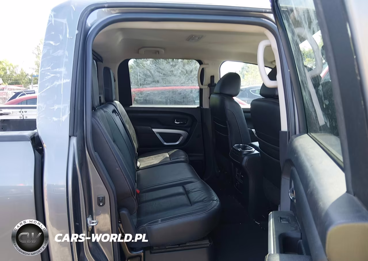 2018 Nissan Titan Sl VIN:1N6AA1E55JN513418 - 8