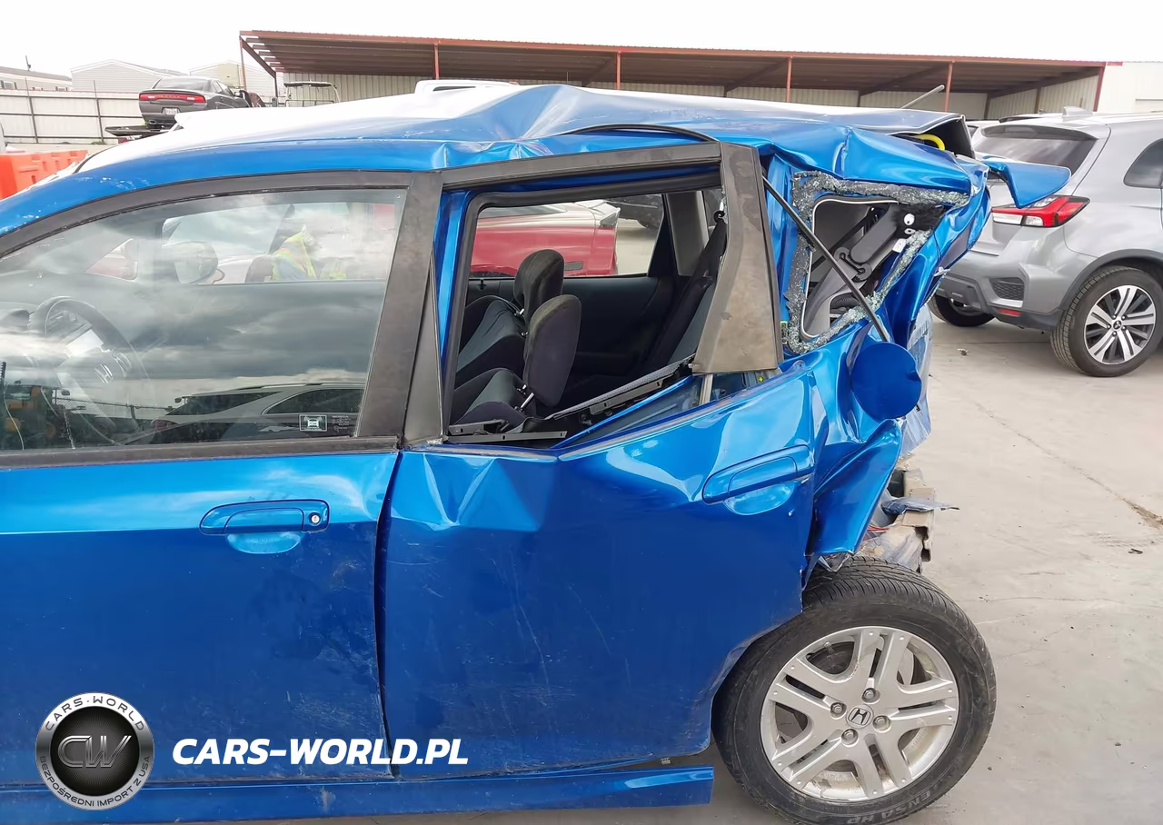 2008 Honda Fit Sport VIN:JHMGD38628S049017 - 6