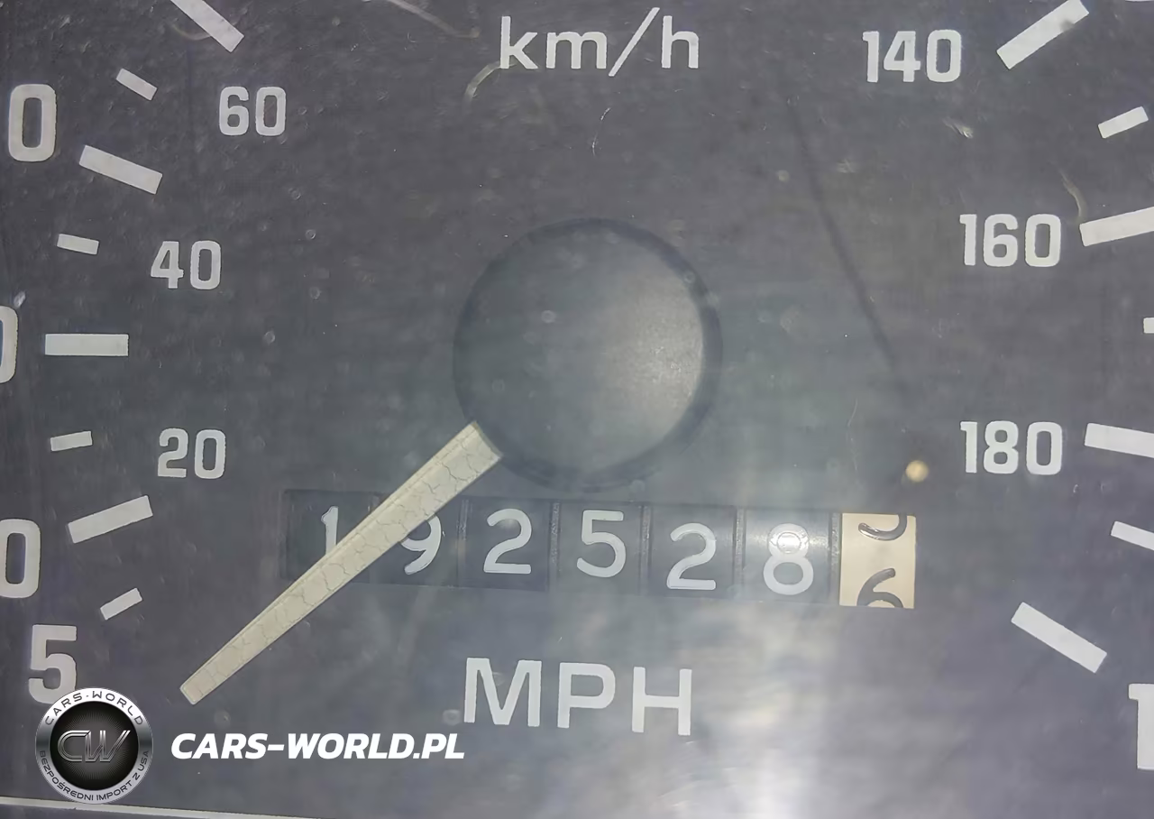 1992 Chevrolet Beretta VIN:1G1LV13T9NY120889 - 15