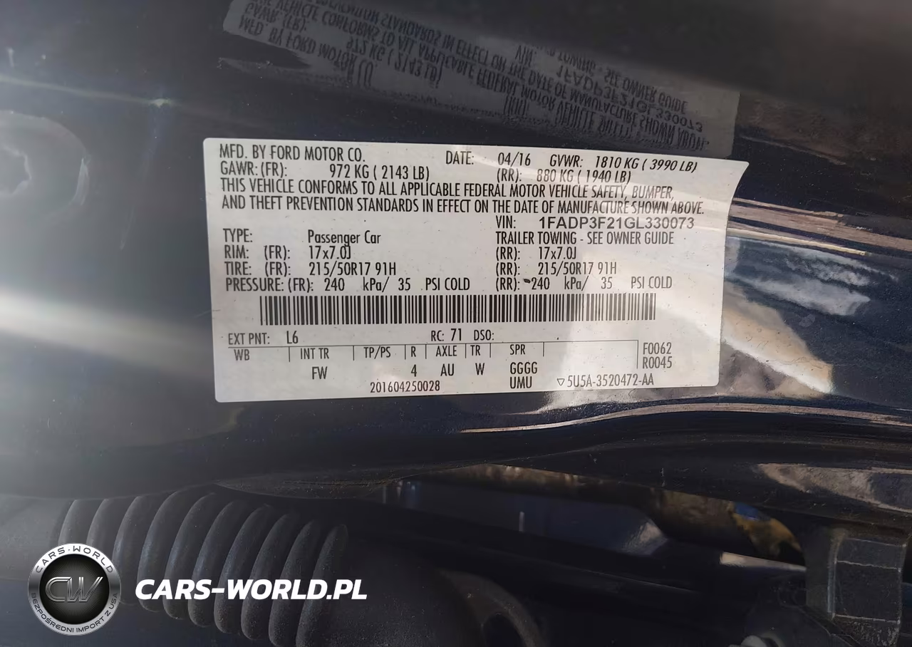 2016 Ford Focus Se VIN:1FADP3F21GL330073 - 9