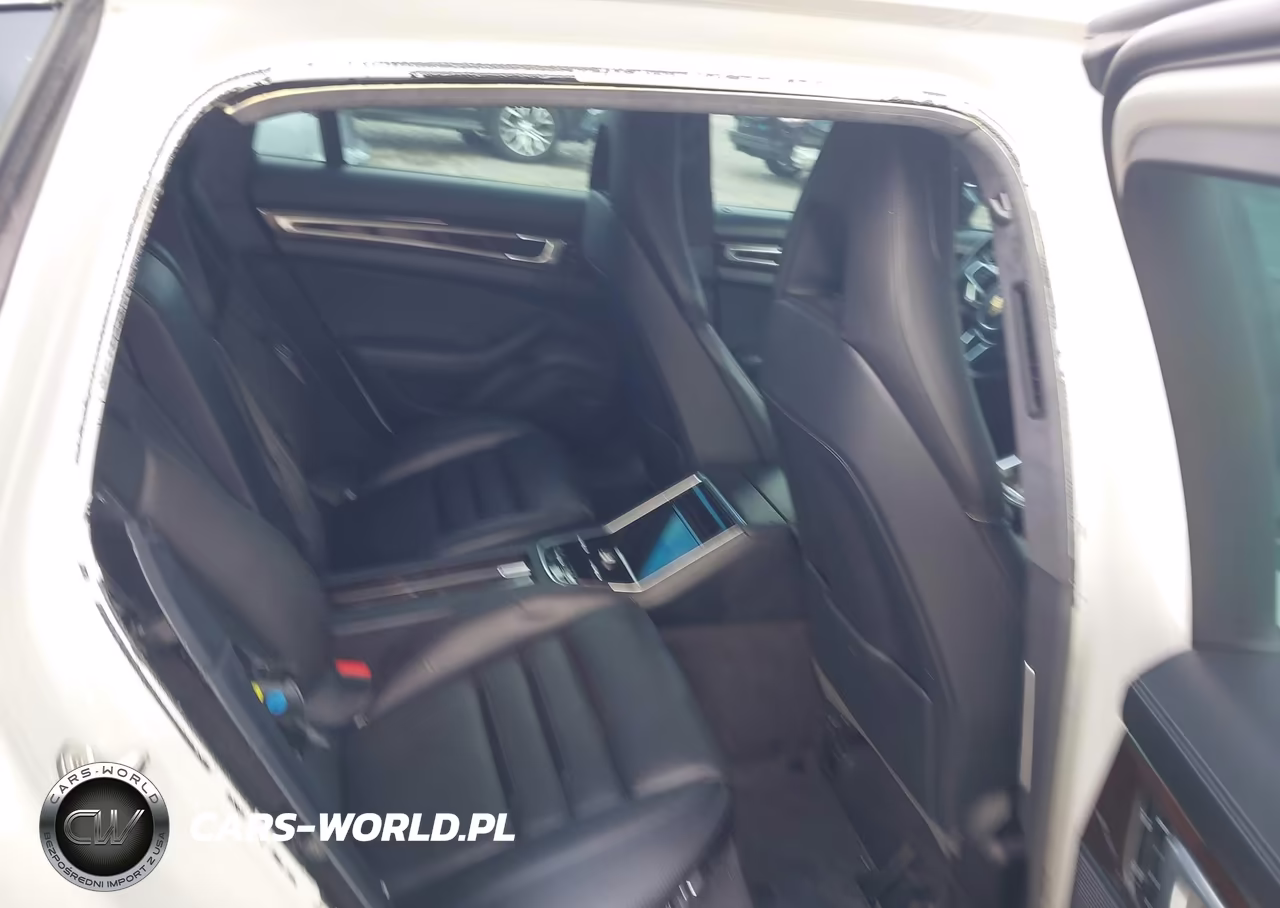 2018 Porsche Panamera Sport Turismo Turbo VIN:WP0CF2A70JL196136 - 8