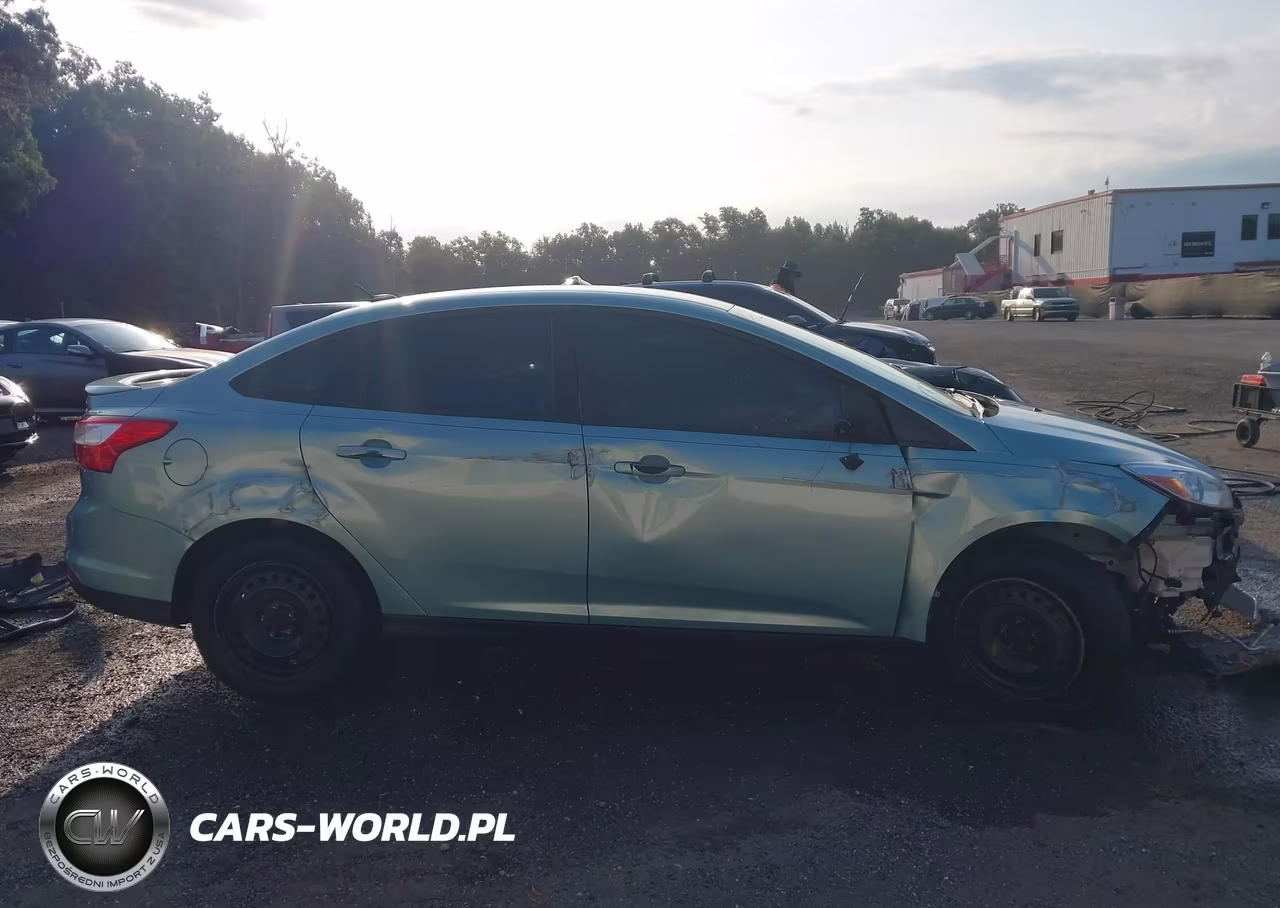 2012 Ford Focus Se VIN:1FAHP3F27CL283465 - 14