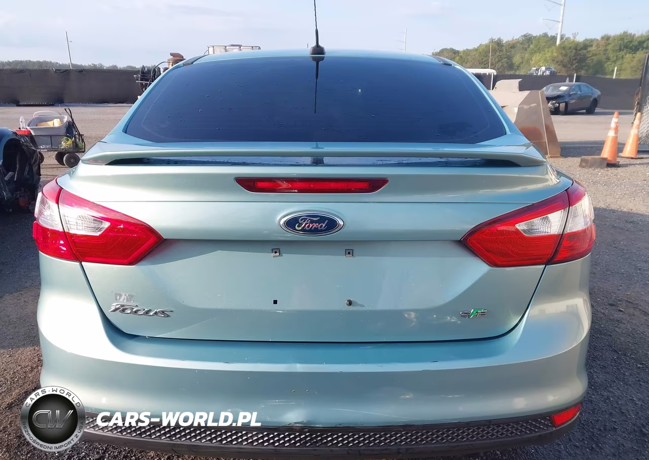 2012 Ford Focus Se VIN:1FAHP3F27CL283465 - 17