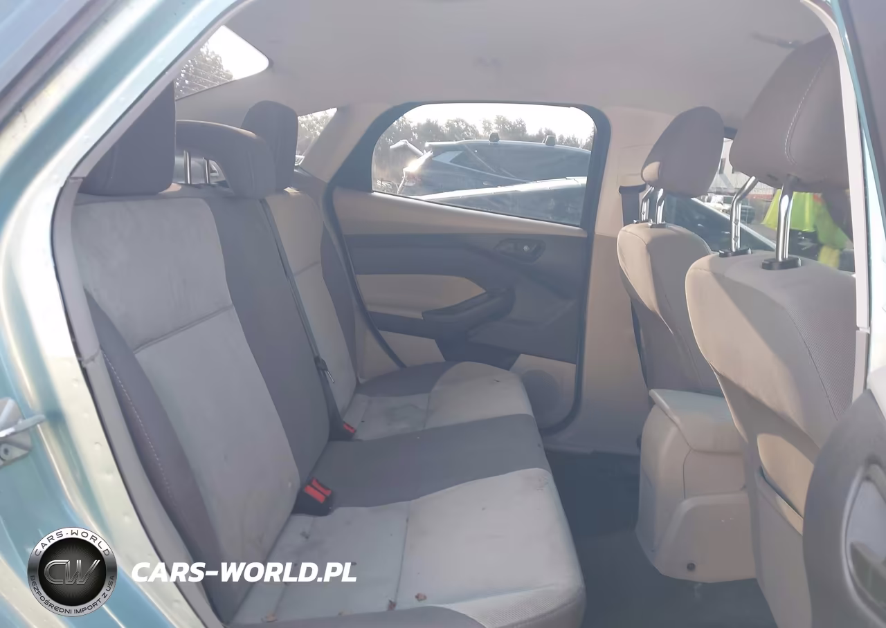 2012 Ford Focus Se VIN:1FAHP3F27CL283465 - 8