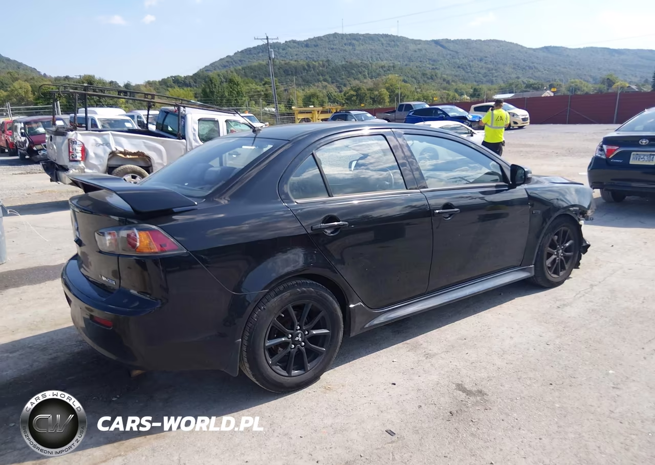 2017 Mitsubishi Lancer Es VIN:JA32U2FU3HU010558 - 4