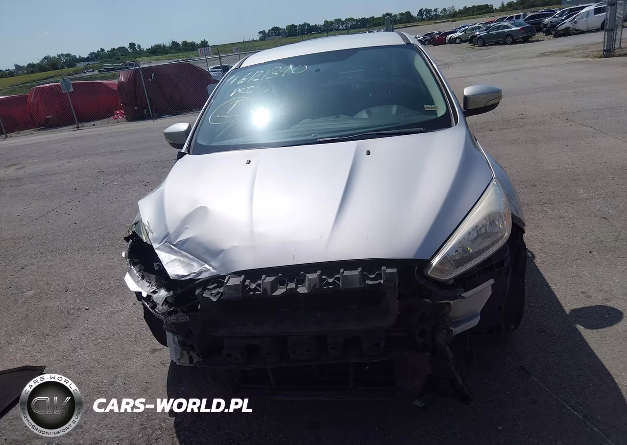 2015 Ford Focus Se VIN:1FADP3F22FL299401 - 13