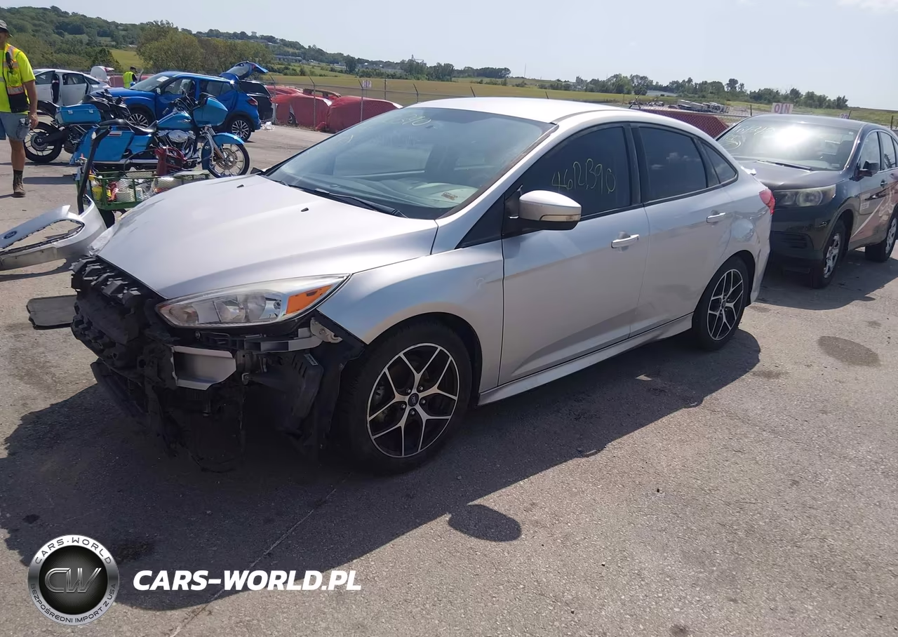 2015 Ford Focus Se VIN:1FADP3F22FL299401 - 2