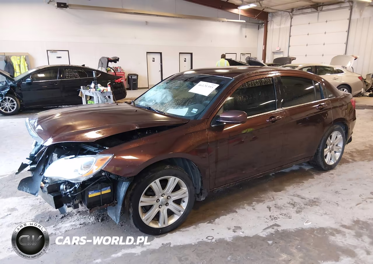 2013 Chrysler 200 Touring VIN:1C3CCBBB8DN584580 - 2