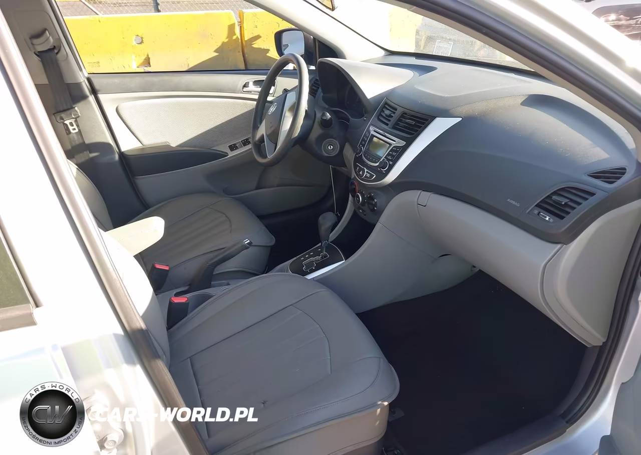 2013 Hyundai Accent Gls VIN:KMHCT4AE7DU549940 - 5