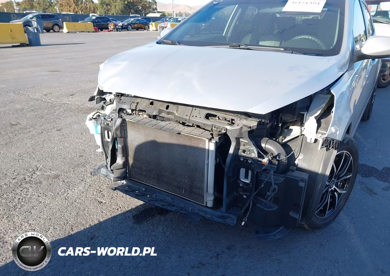 2013 Hyundai Accent Gls VIN:KMHCT4AE7DU549940 - 6