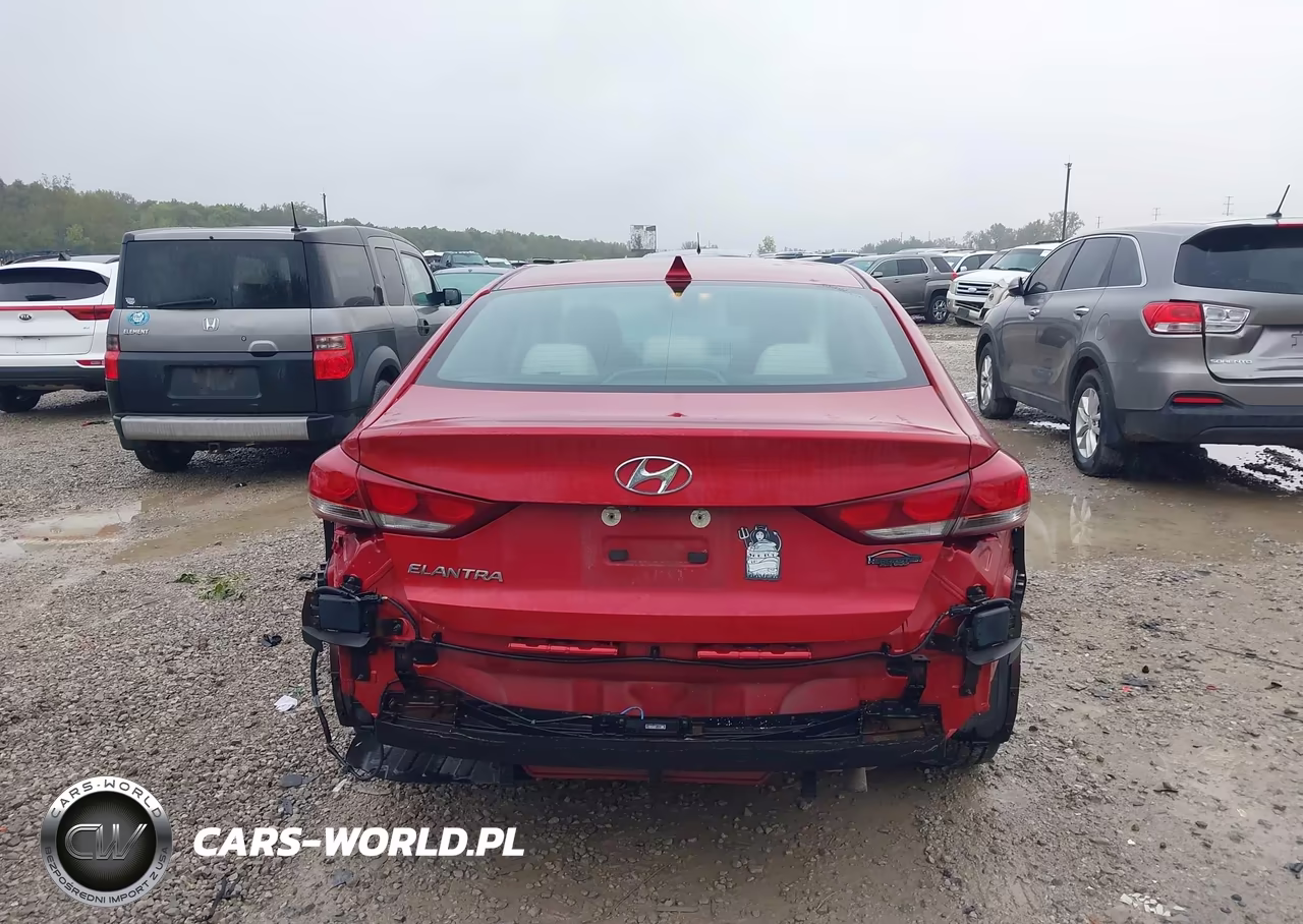 2018 Hyundai Elantra Value Edition VIN:5NPD84LF1JH241264 - 17
