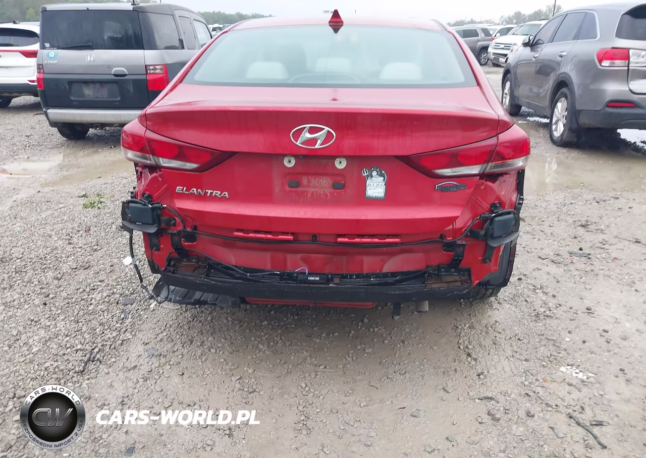 2018 Hyundai Elantra Value Edition VIN:5NPD84LF1JH241264 - 21
