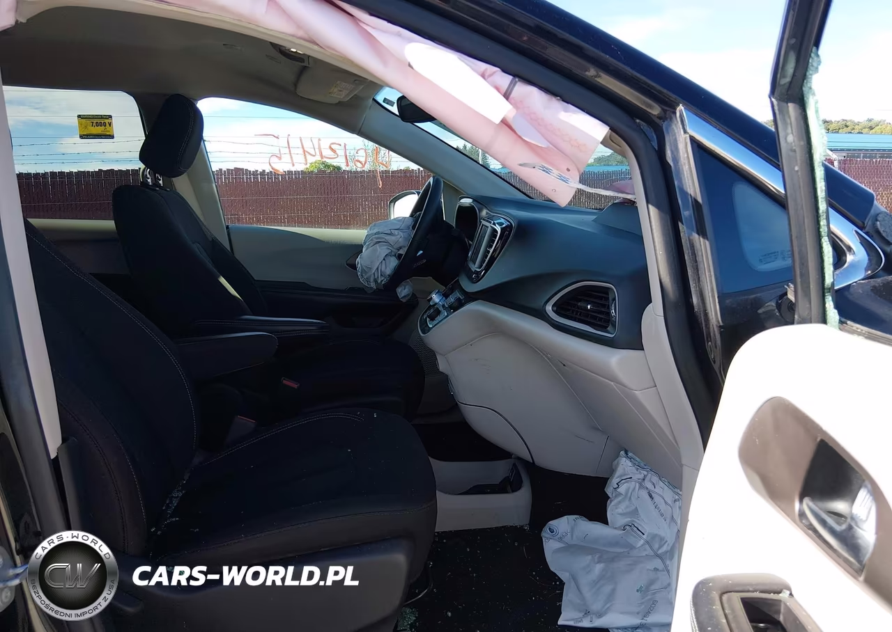2023 Chrysler Voyager Lx VIN:2C4RC1CG9PR534109 - 5