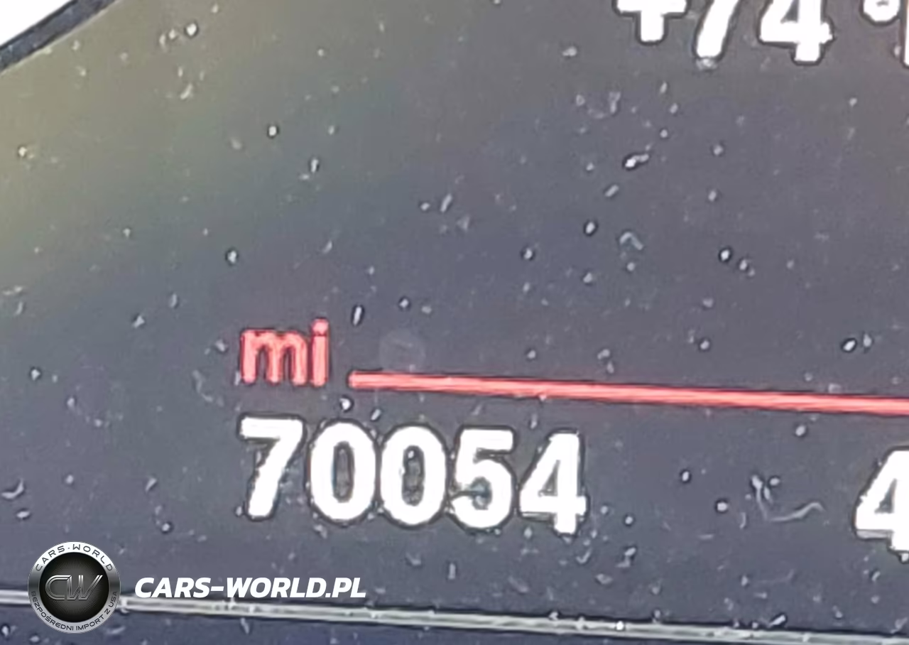 2017 BMW X1 Sdrive28I VIN:WBXHU7C33H5H32858 - 16