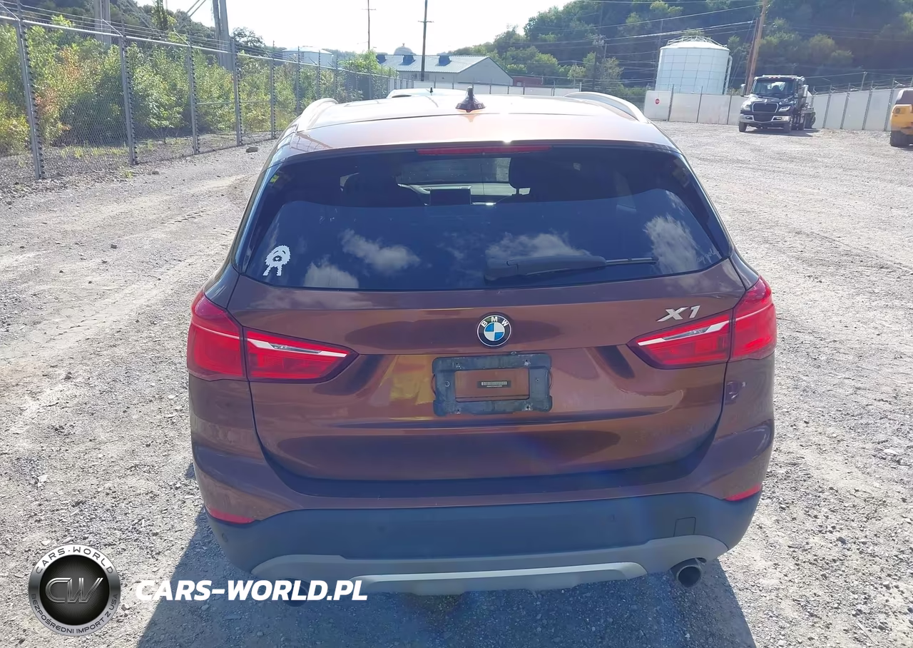 2017 BMW X1 Sdrive28I VIN:WBXHU7C33H5H32858 - 17