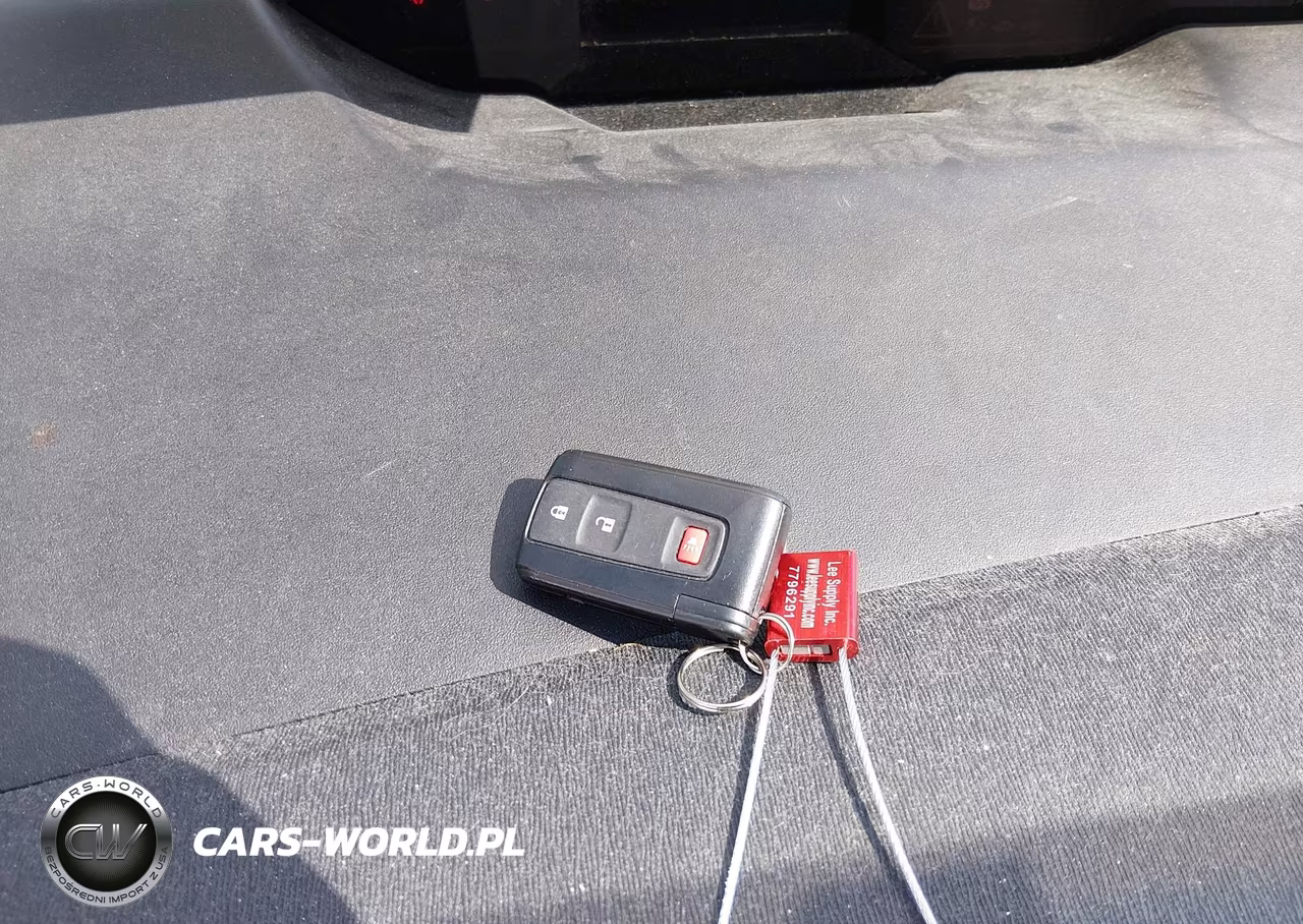 2007 Toyota Prius VIN:JTDKB20U677578980 - 11