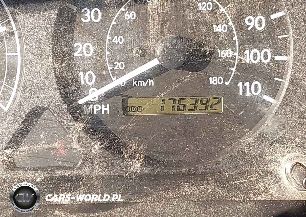 2001 Toyota Corolla Ce VIN:2T1BR12E51C481383 - 12